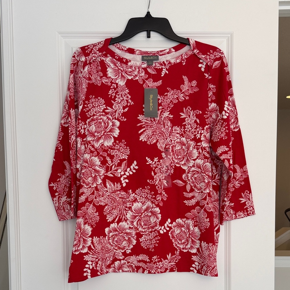 Style & Co red and white colored top in size extra large